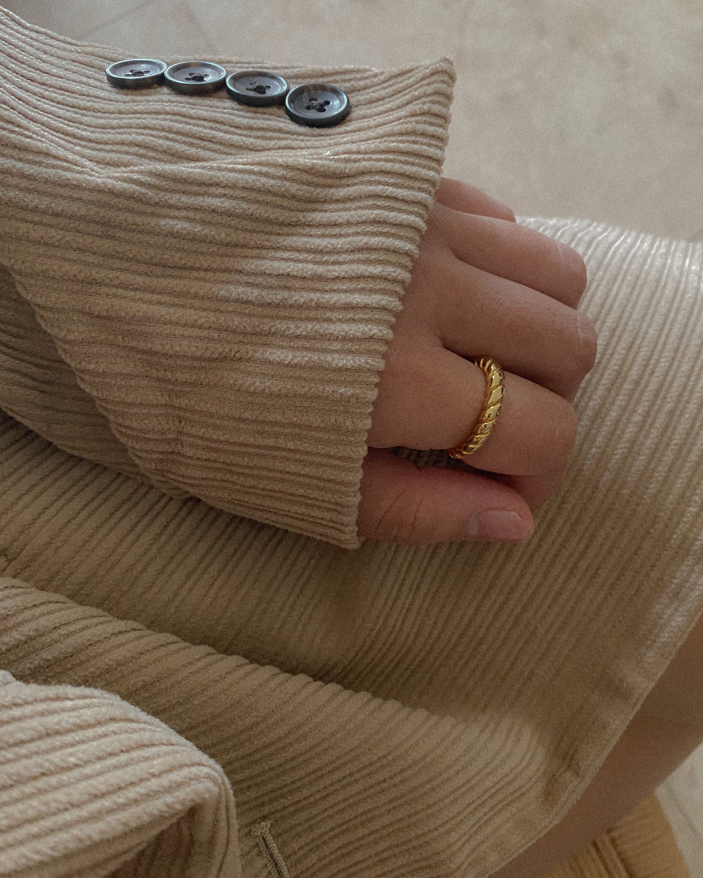 Gigi Croissant Ring