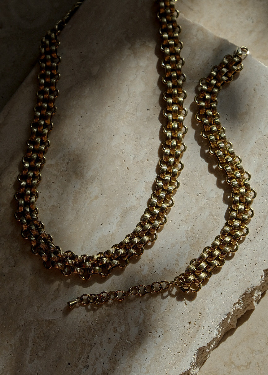 Clarita Necklace